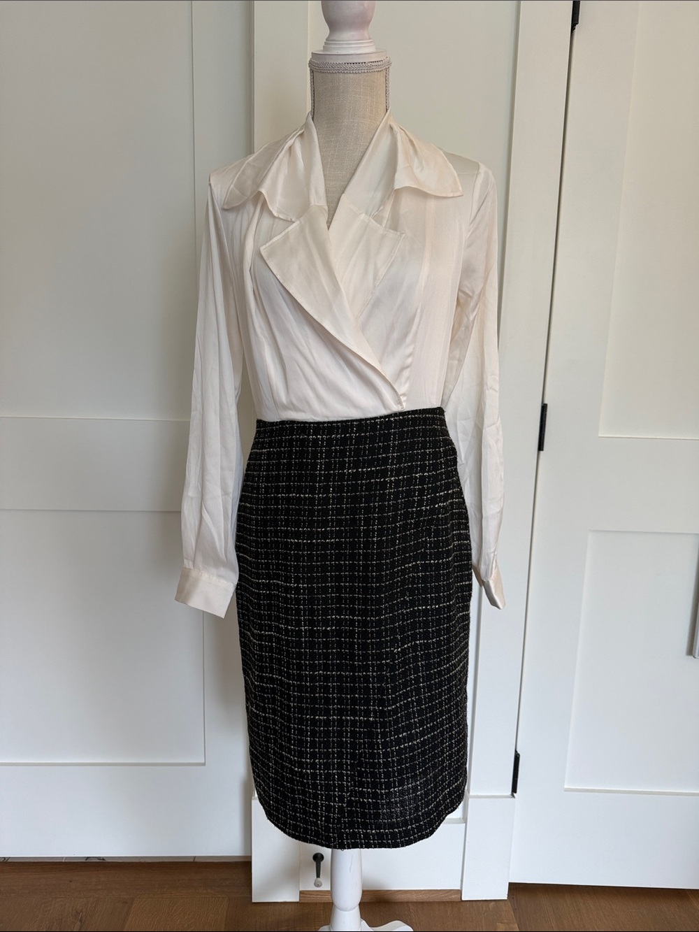 Donna Karan Black Tweed Pencil Skirt with White Blouse Styling